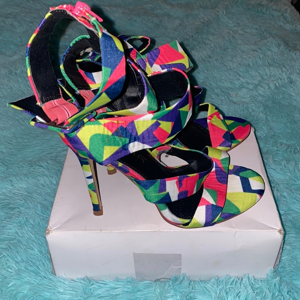 Women’s shoes